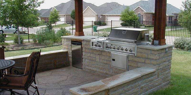 Outdoor Kitchens